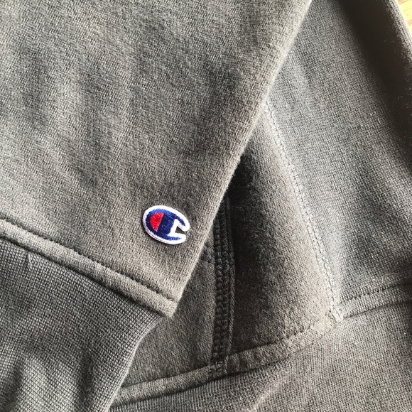 Champion Sweatshirt BRAND NEW - Picture 4 of 5